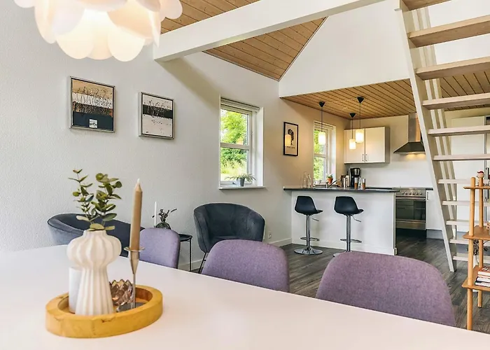 5 Star In * Farsø